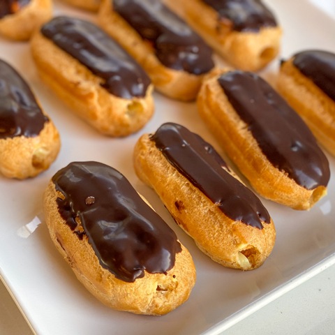 4 Dozen Cookie Tray - We Create Delicious Memories - Oakmont Bakery