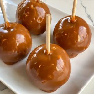 Candy Apple Sticks – wood 8-1/2″ – Cake Connection