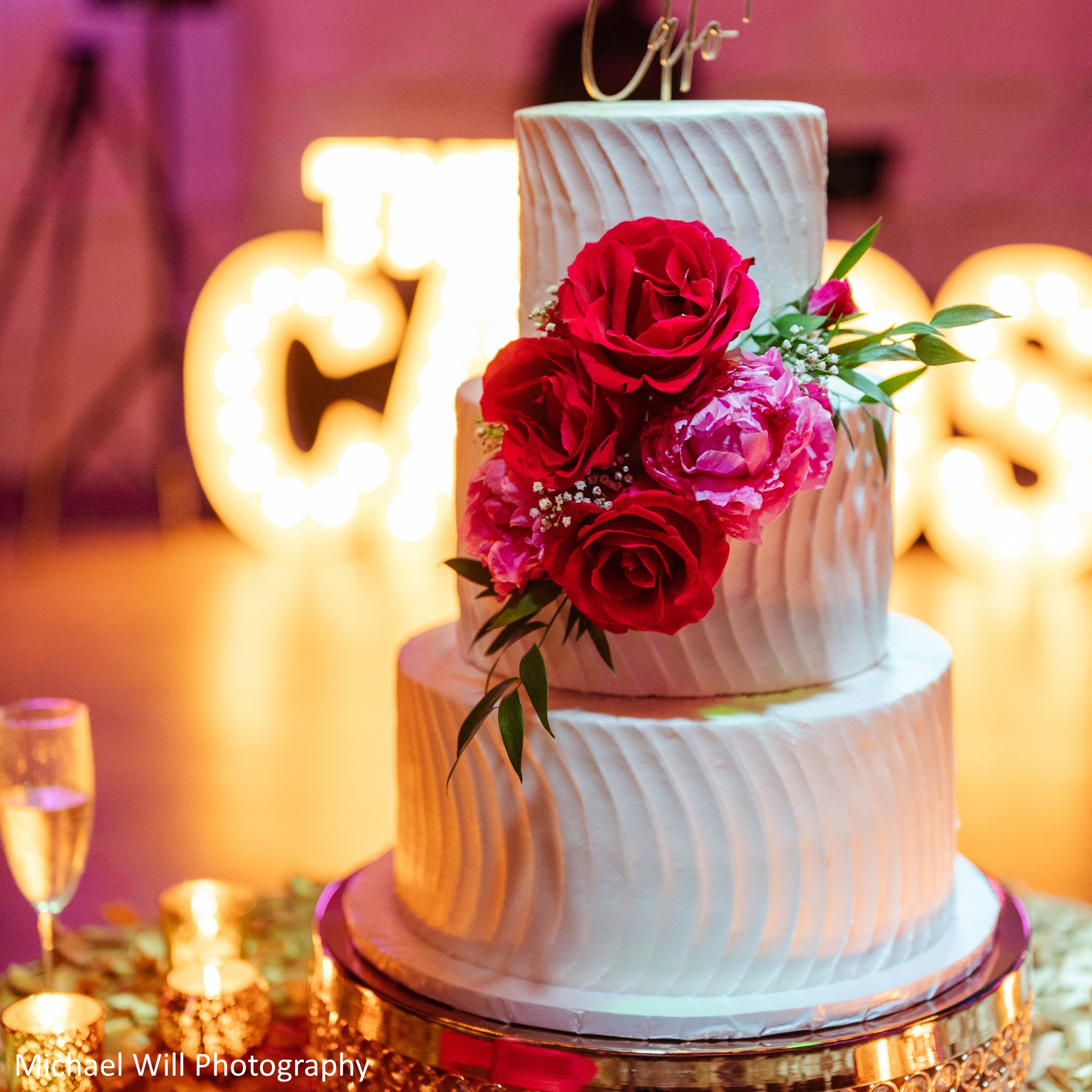 35,900+ Beautiful Birthday Cake Stock Photos, Pictures & Royalty-Free Images  - iStock | Happy birthday, Celebration