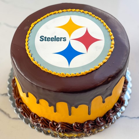 Sweet T's Cake Design: Pittsburgh Steelers Football Helmet 3D sculpted Birthday  Cake