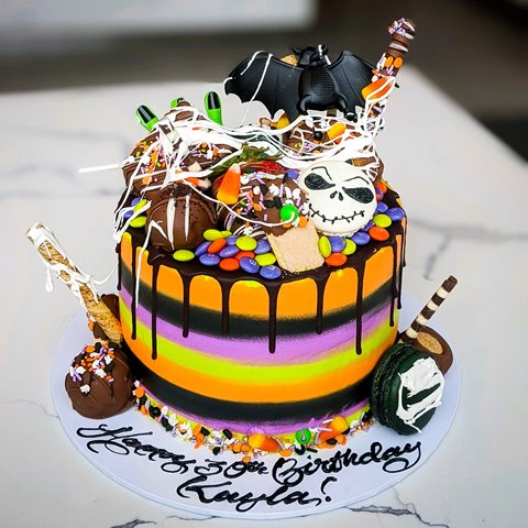 Halloween marshmallow spider web layer cake - PassionSpoon