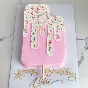 https://oakmontbakery.com/wp-content/uploads/2021/02/Popsicle-shaped-cake-300x300.jpg
