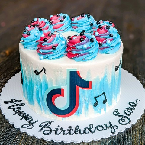 25Pcs TIK Tok Birthday Cake Toppers，Tik Tok Cupcake Toppers for Girl's  Music Karaoke Themed Party Supplies，Tik Tok Party Supplies Celebrate  Birthday Party Decorations : Buy Online at Best Price in KSA -