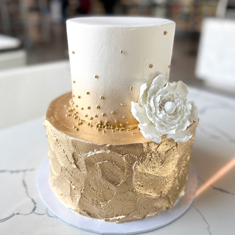 Gold Highlighter Spatula Iced with Dragees & Peony