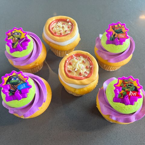 https://oakmontbakery.com/wp-content/uploads/2023/09/TMNT-cupcakes.jpg